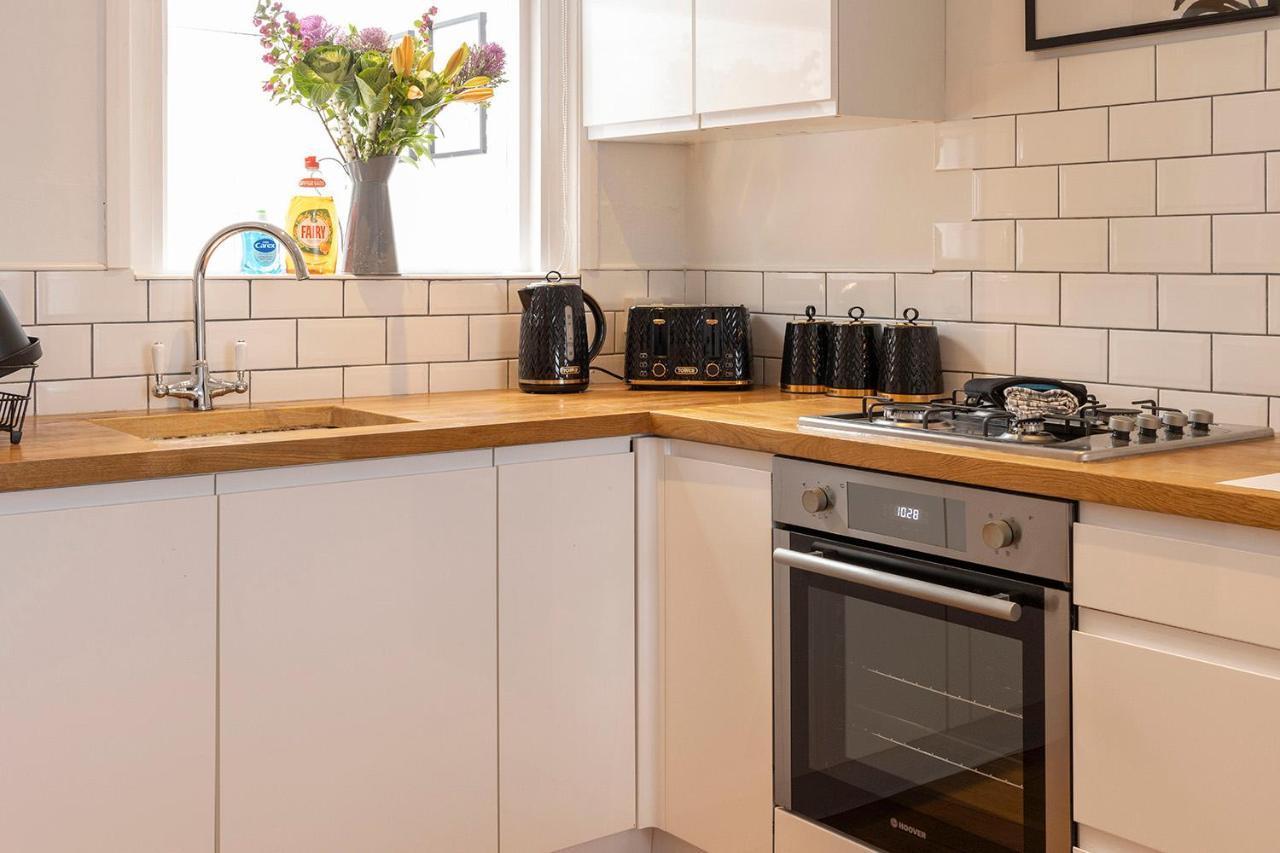 Luxe Garden House For 6 In Central Exeter Extérieur photo